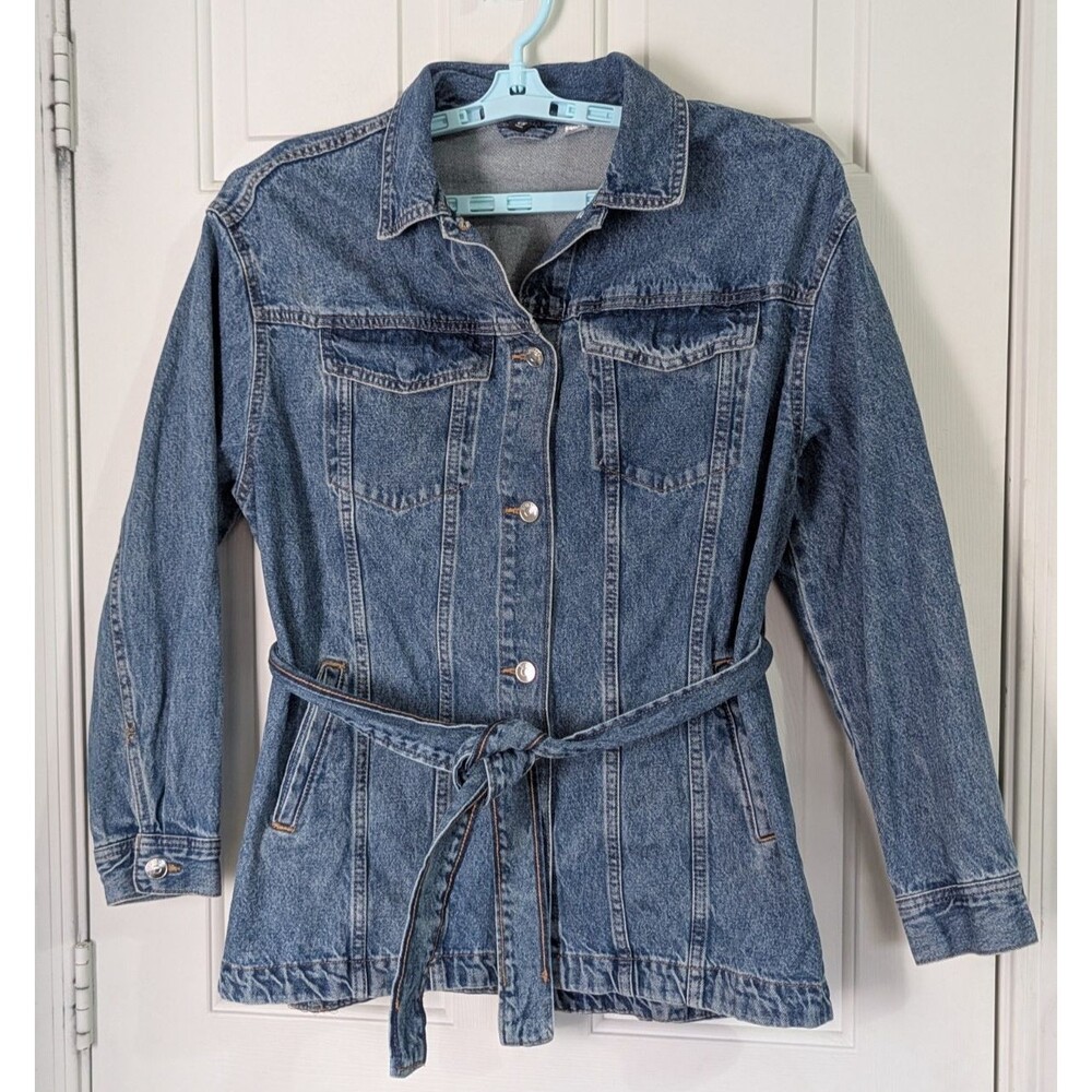 H&M Divided Belted Jean Jacket Womens Medium Blue Stone Wash Pockets Classic EUC